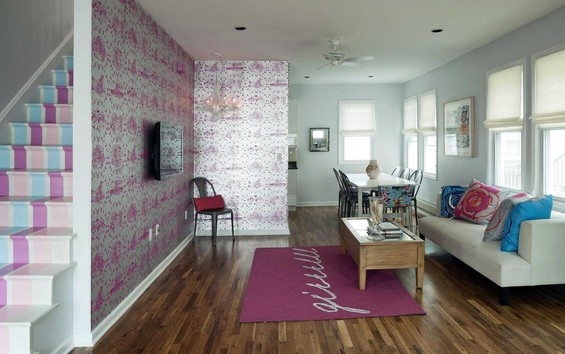 Love The Painted Stairs And Wallpaper Living Areas Walls Floo