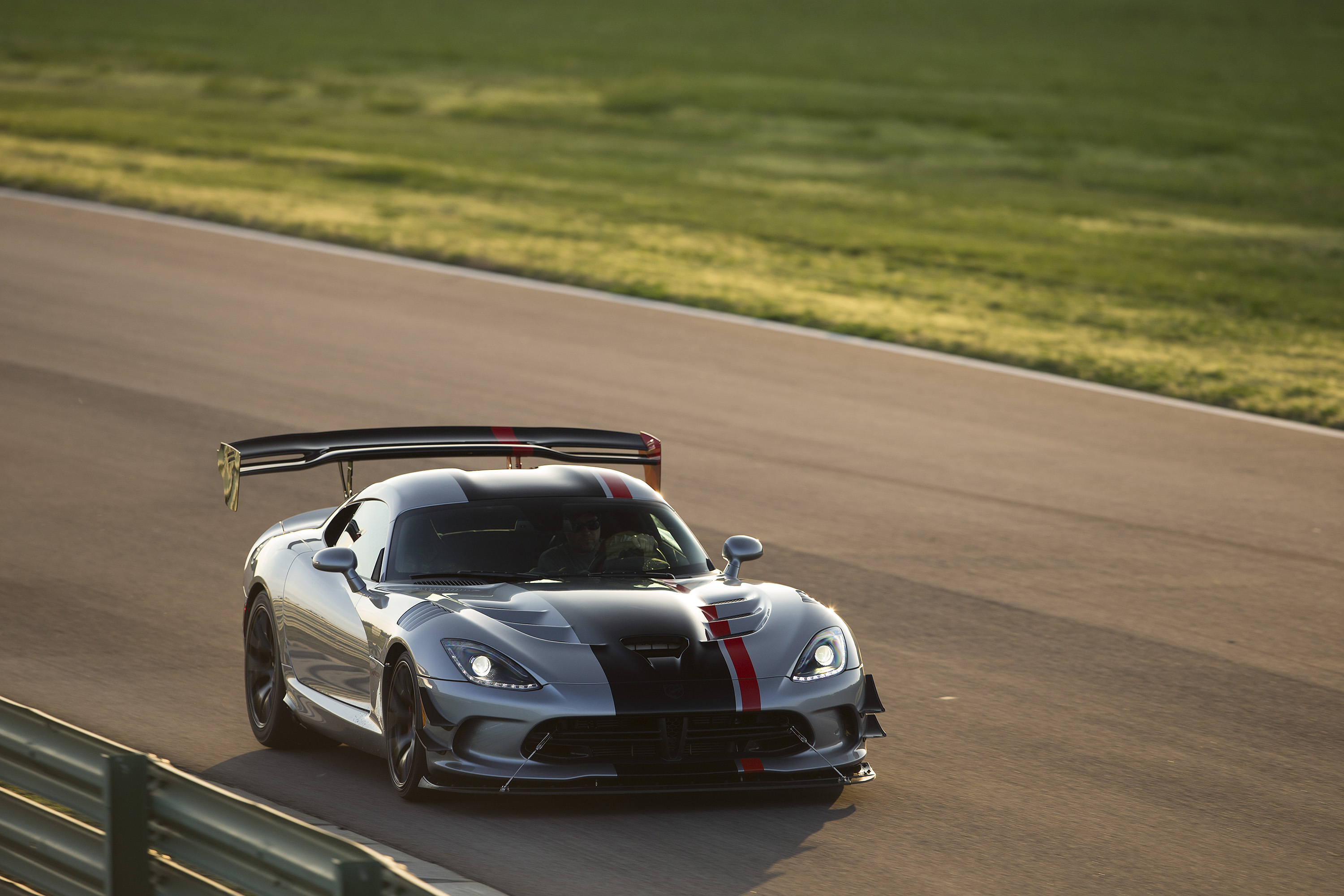Has Revealed The Viper Acr Fastest Street Legal Ever
