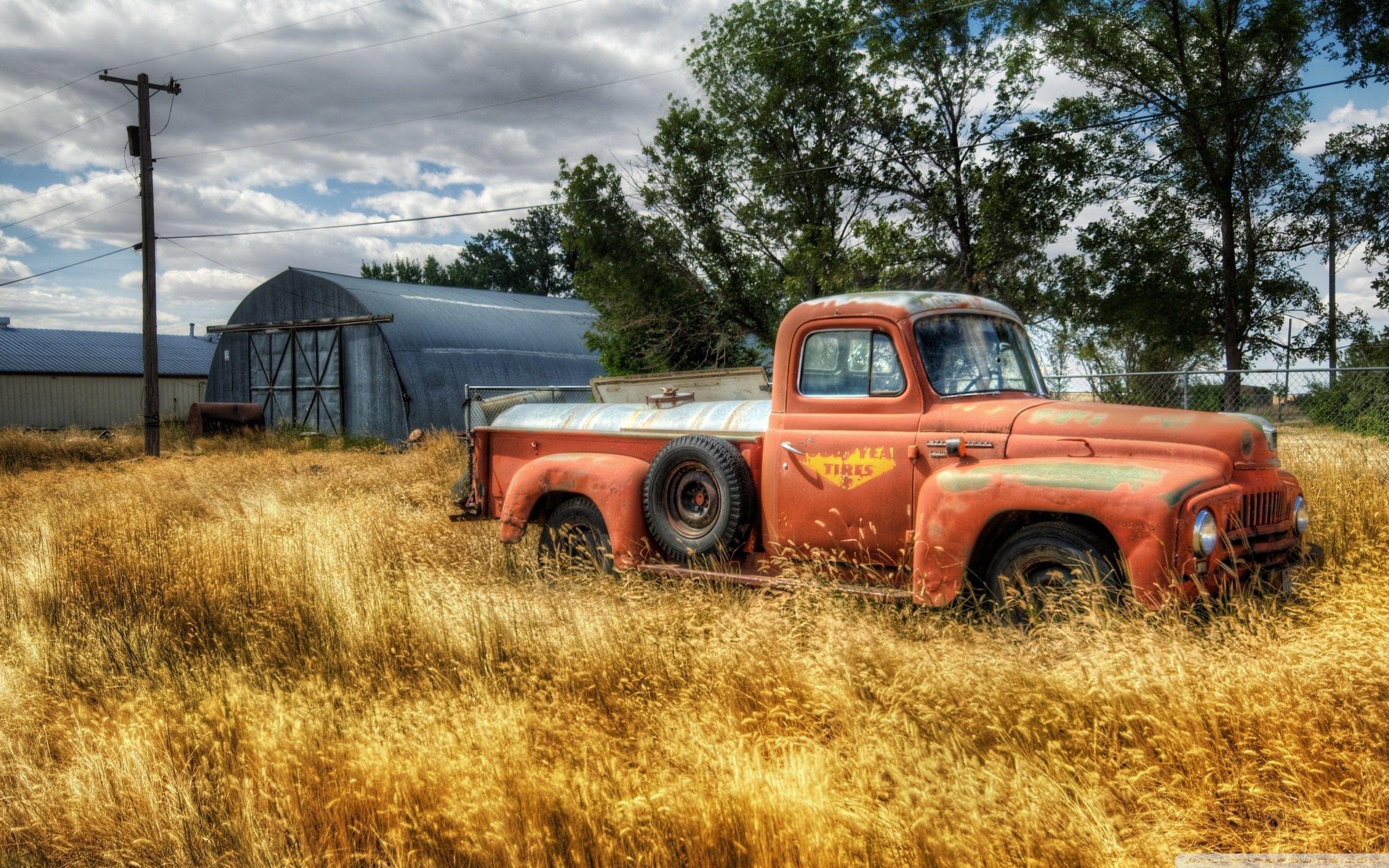 Old Truck Wallpaper Top Background