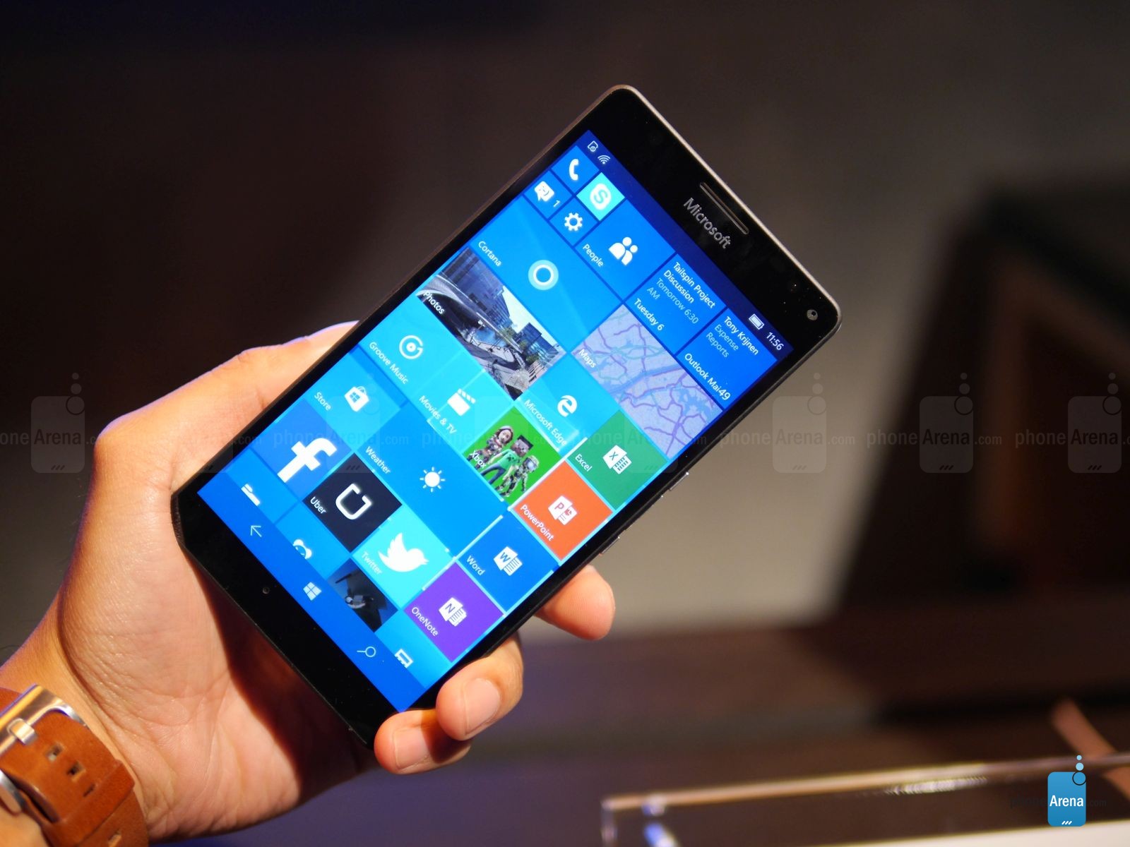 Microsoft Lumia Xl Hands On Jpg