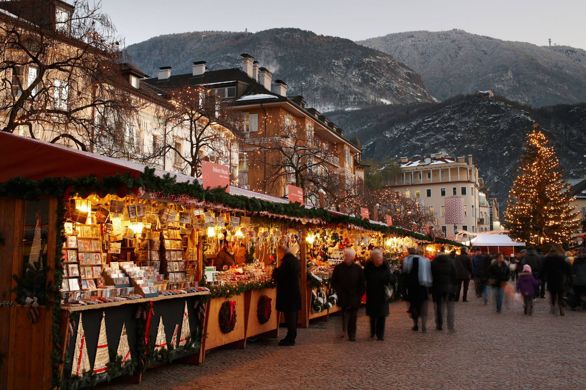 Best Christmas Markets In Europe Cn Traveller