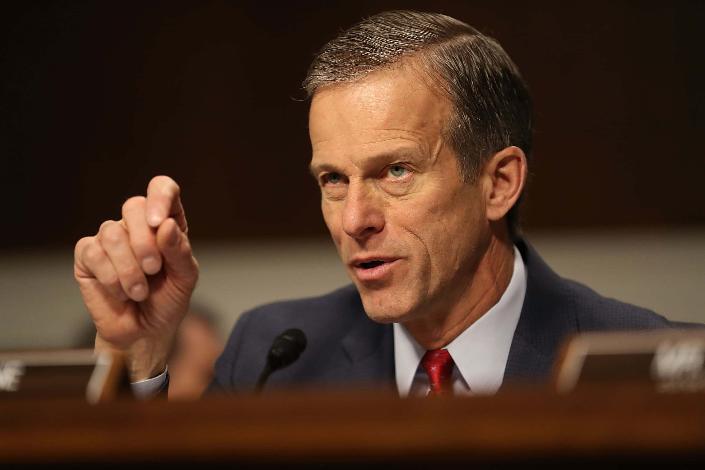 En John Thune X Wallpaper