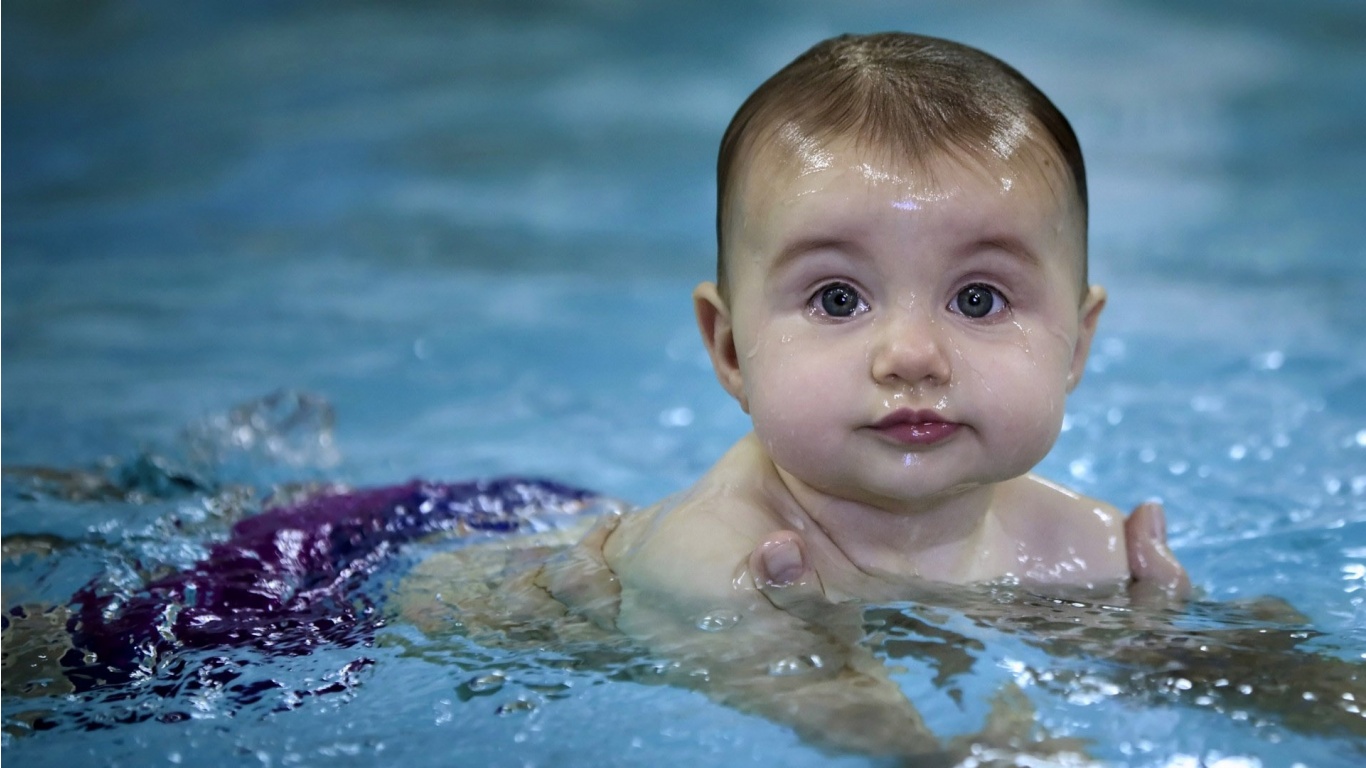 Water Baby Wallpapers   1366x768   254705