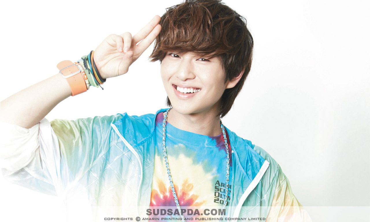 Just Shared Best Kpop Wallpaper On This Years Titile