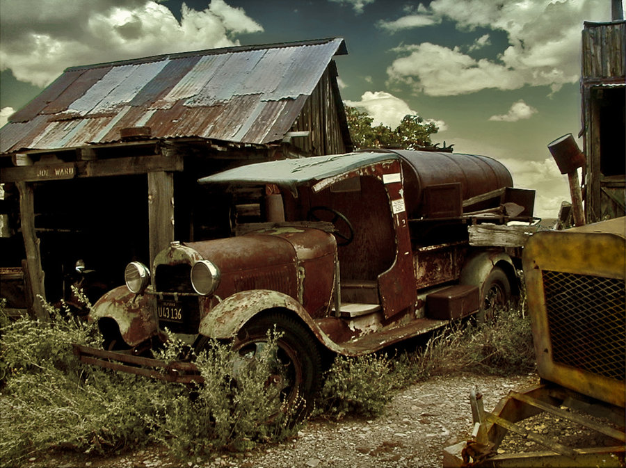 Rusty Old Truck By Kyntio