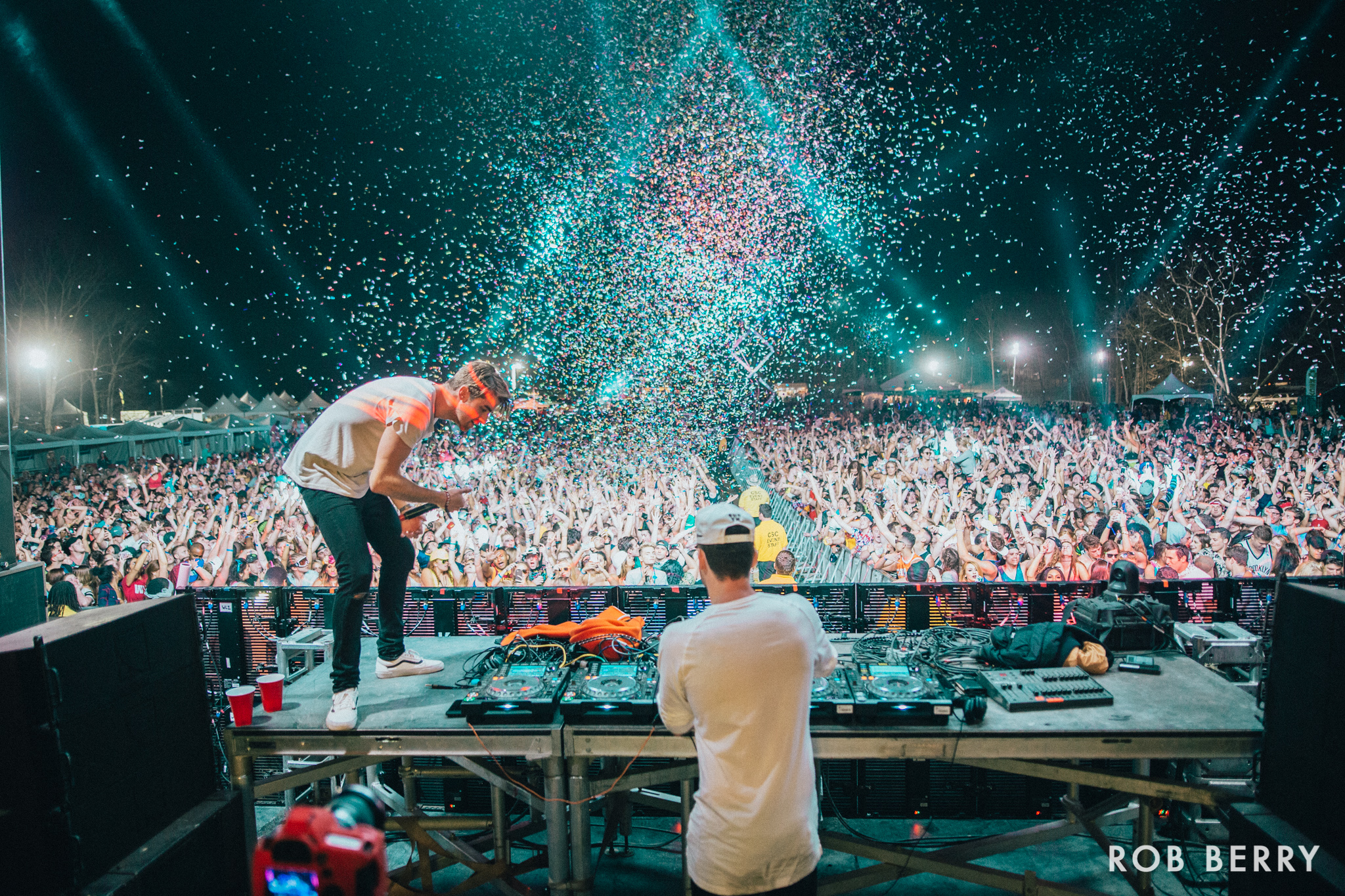 The Chainsmokers HD Wallpaper Background Image