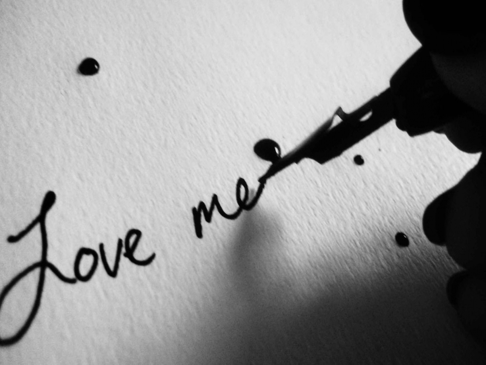 Love Me Desktop Pc And Mac Wallpaper