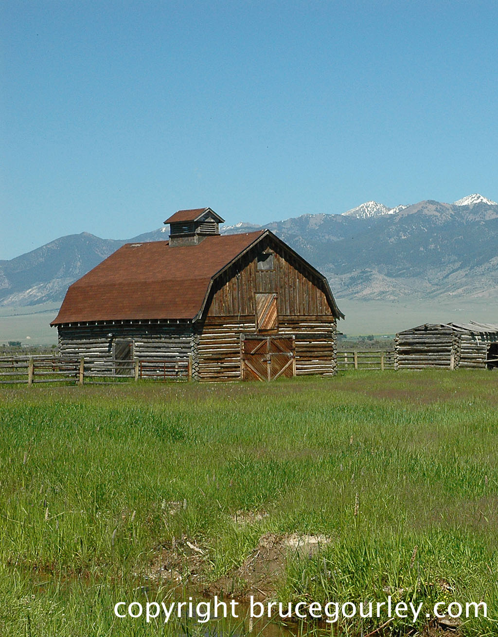 Montana Ranch Wallpaper.