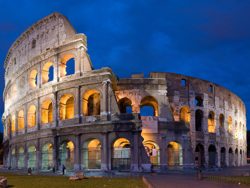 Desktop Wallpaper Of Colosseum In Rome Italy