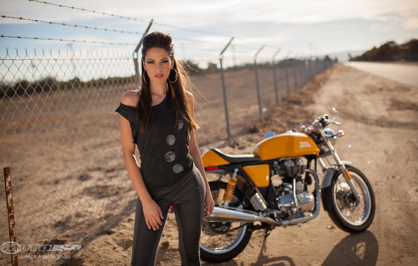 Wallpaper Girls Girl Raquel Posing On A Motorcycle Royal Enfield