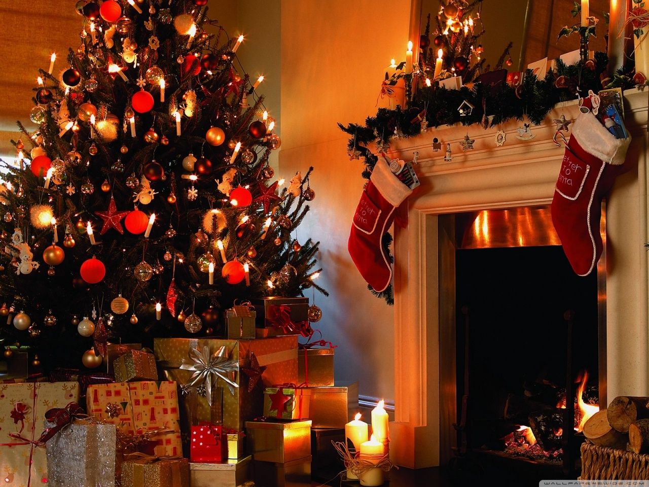 Beautiful Christmas Tree Wallpaper