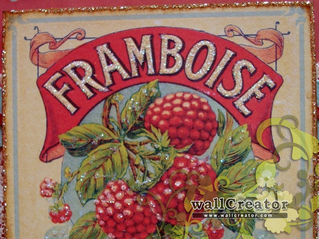 Vintage Strawberries Wallpaper