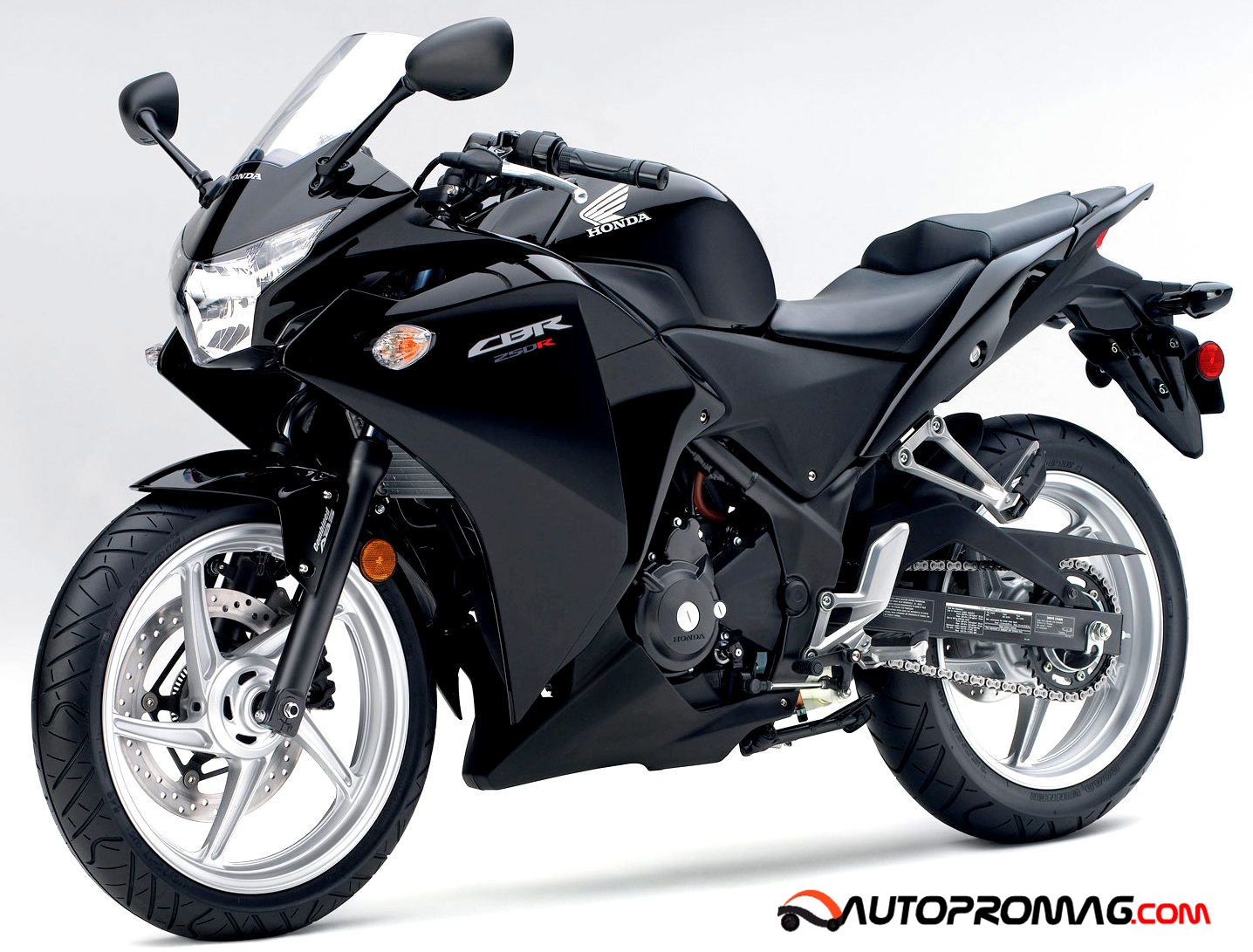 Honda Cbr300r Ready To Roll On The Roads From This July Autopromag
