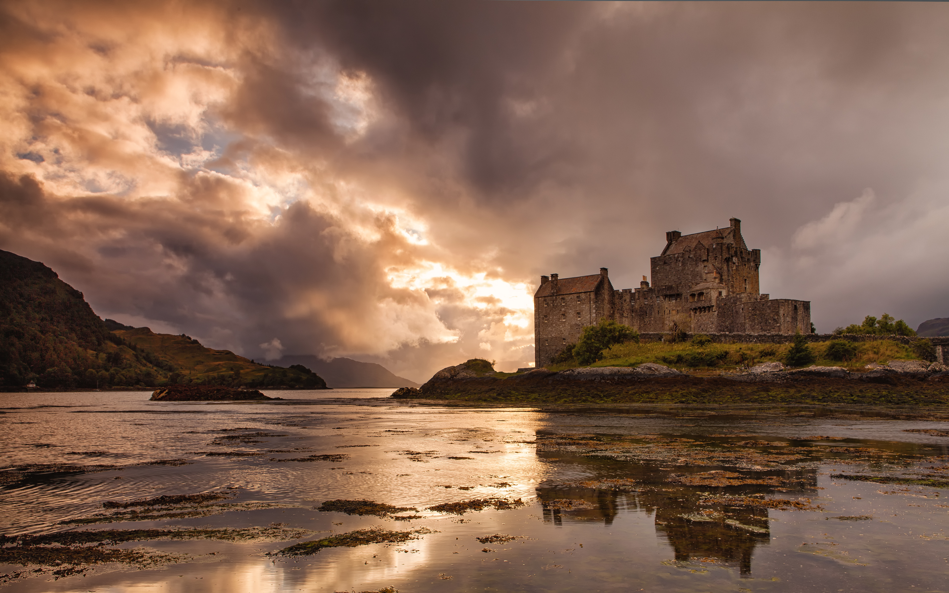  Castle Scotland wallpapers and images   wallpapers pictures photos