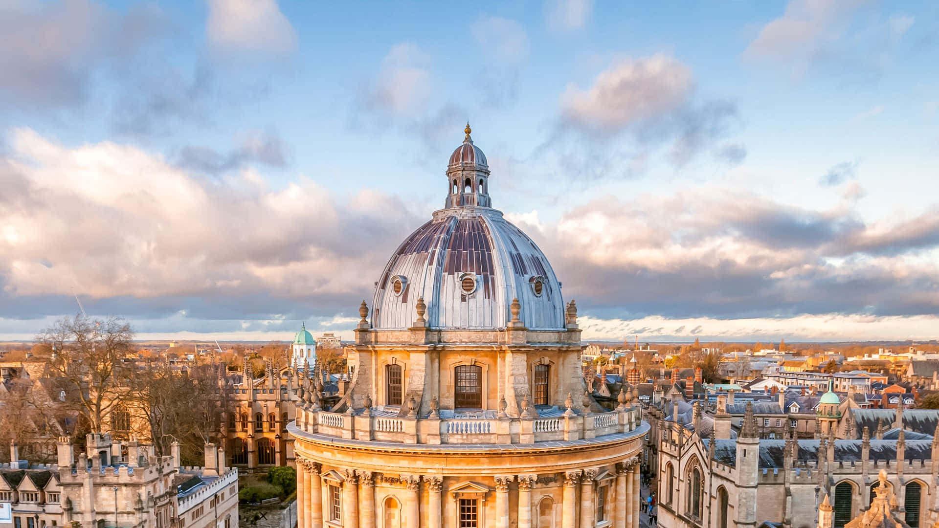Breathtaking Aerial Of Oxford University Wallpaper