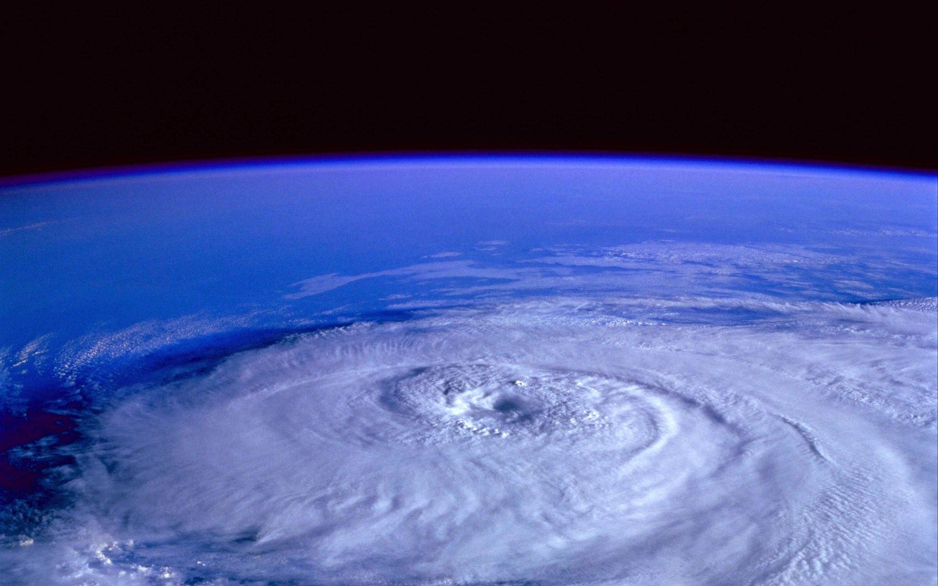 Hurricane In Cosmic Space O35zssax2852h3km Wallpaper