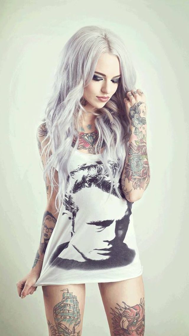 Sexy Girl With Tattoos Best iPhone 5s Wallpaper