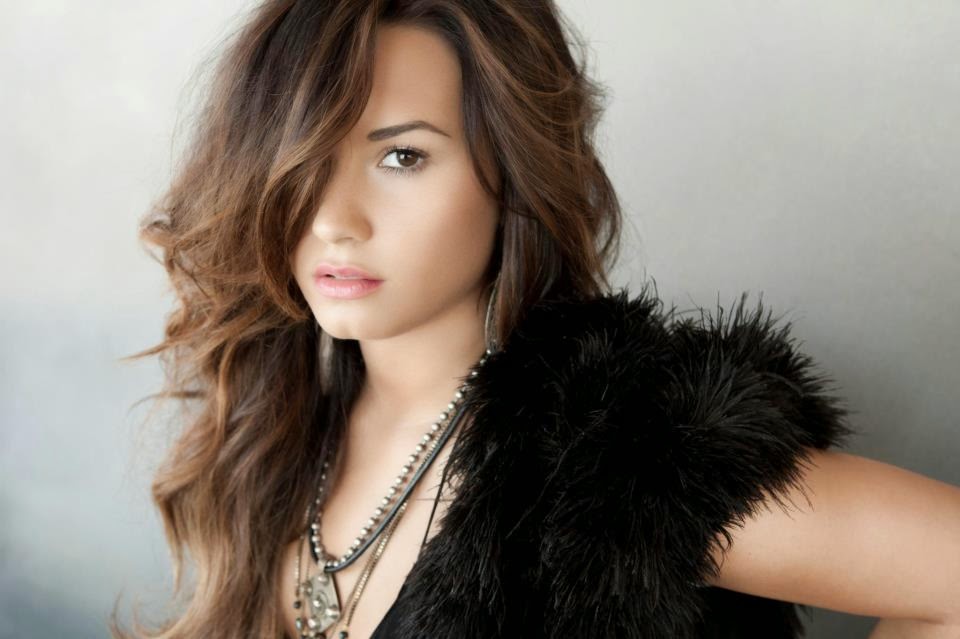 Demi Lovato HD Desktop Wallpaper And Image Wallpaperjunk