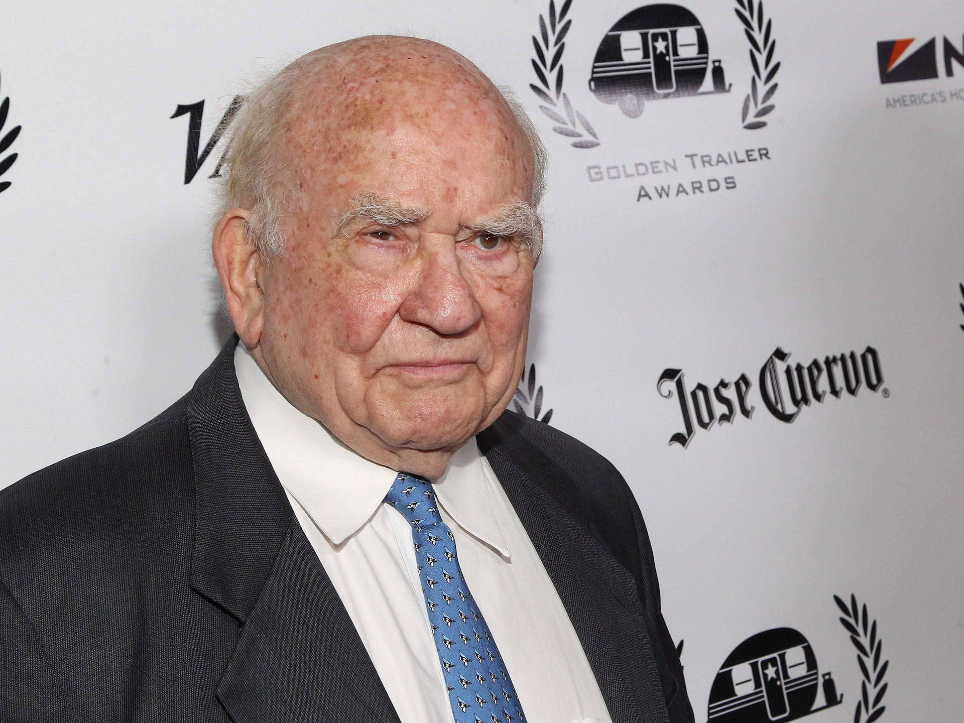 Edward Asner Attending A High Wallpaper