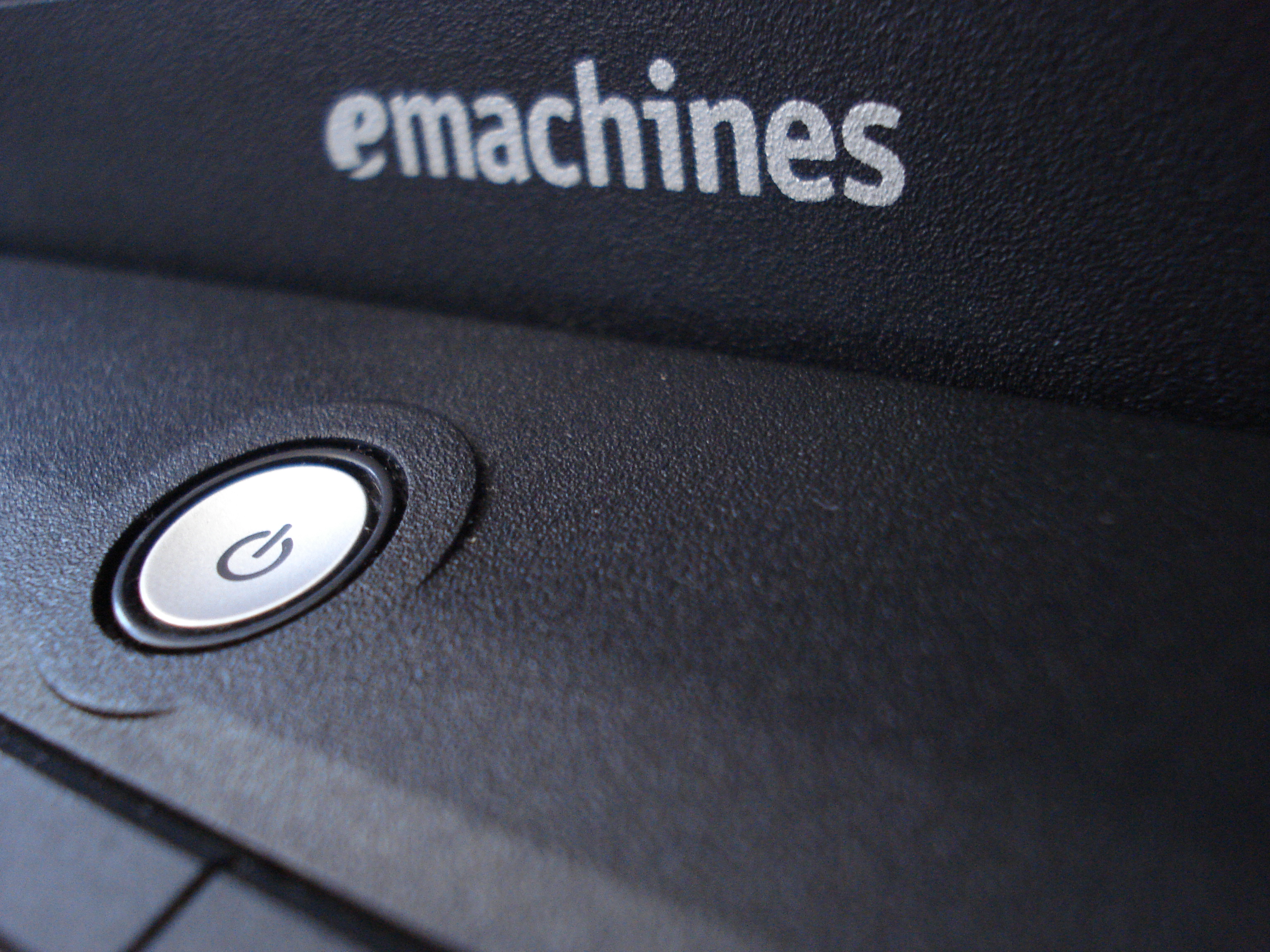 Desktop background emachines logo power on button