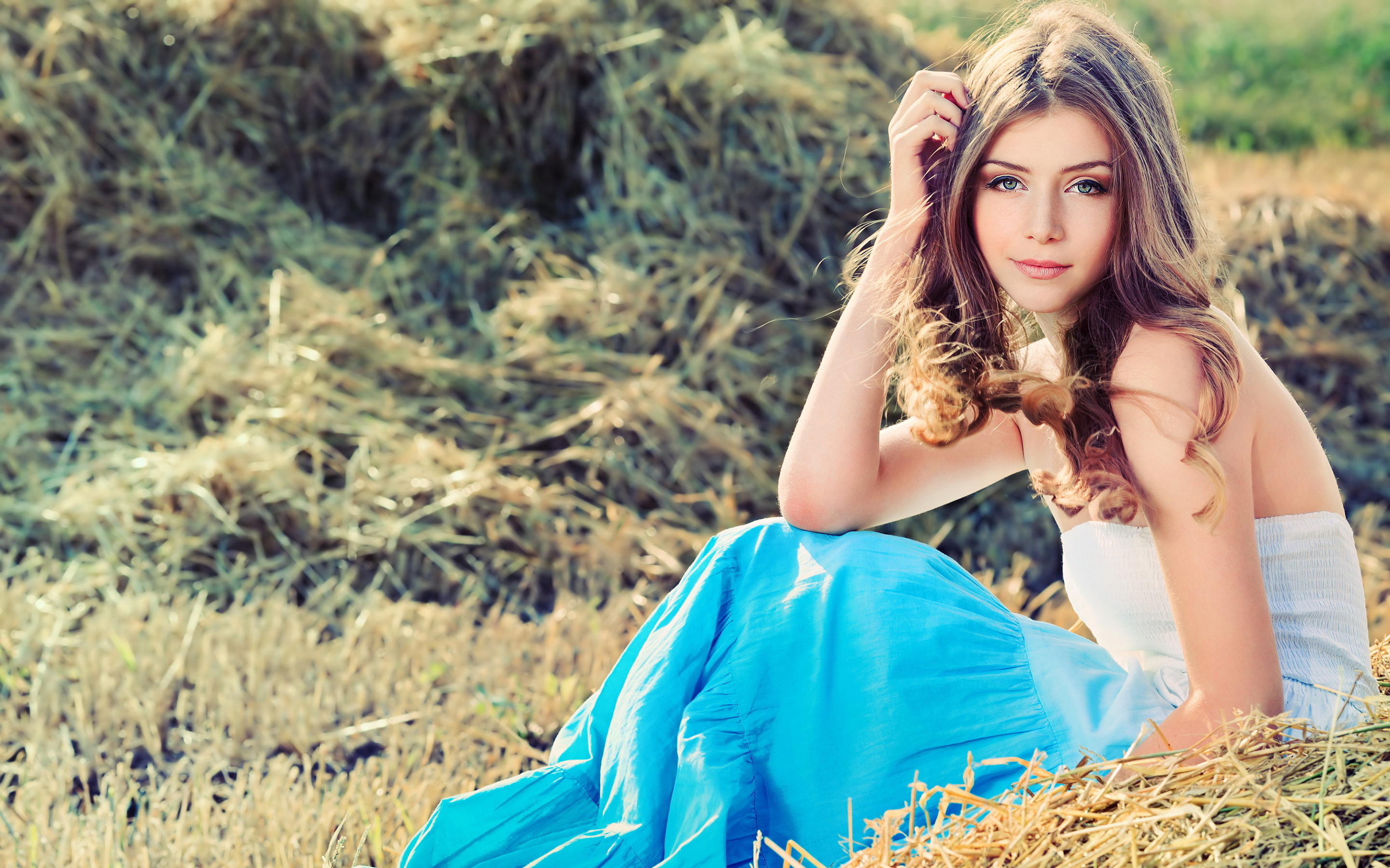 Cute Girl Image Wallpaper