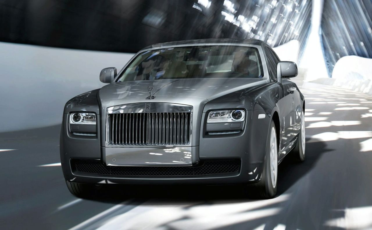 Amazing Photo Rolls Royce Ghost Wallpaper