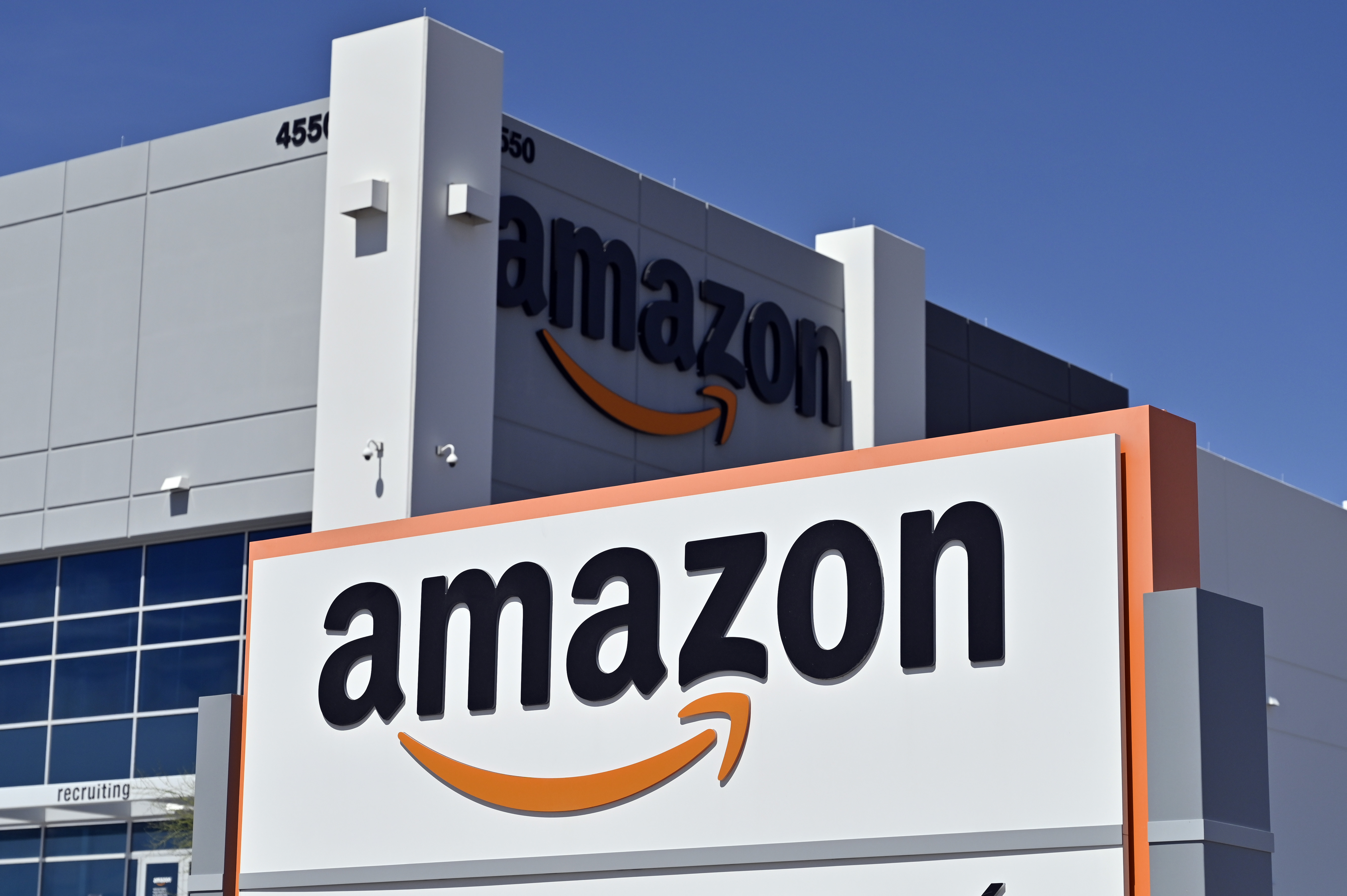 Amazon Increases Price Of Unlimited Music For Prime Members Wallpaper