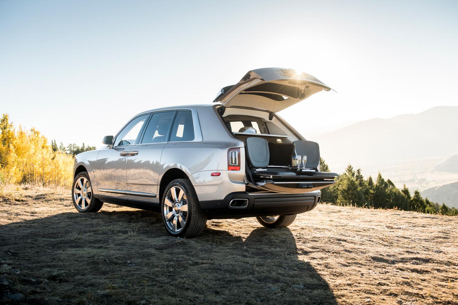 Can Rolls Royce S Bold New Suv Conquer The Peaks Of Luxury