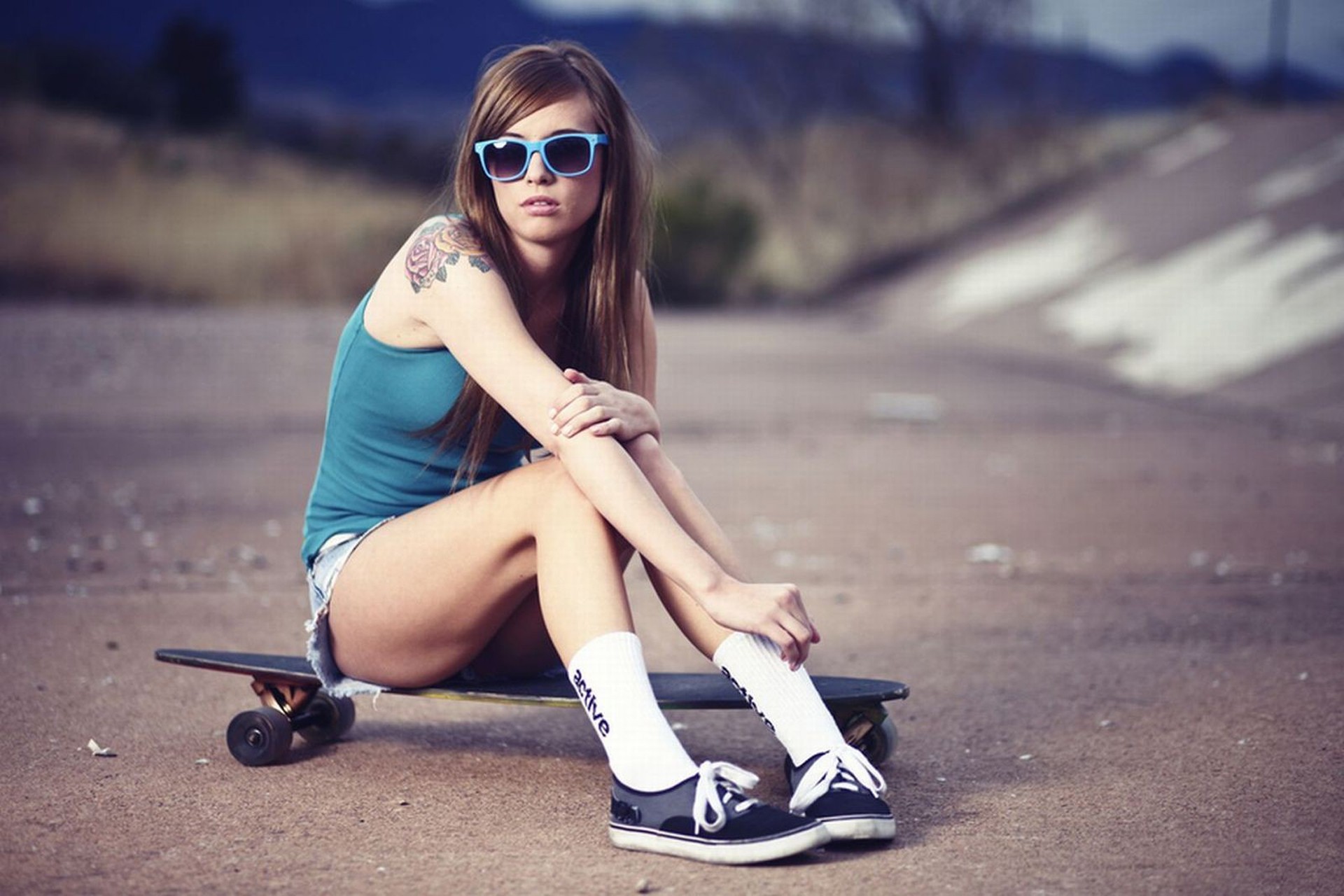 Girl Skateboard Company Wallpaper Girl With Skateboard And