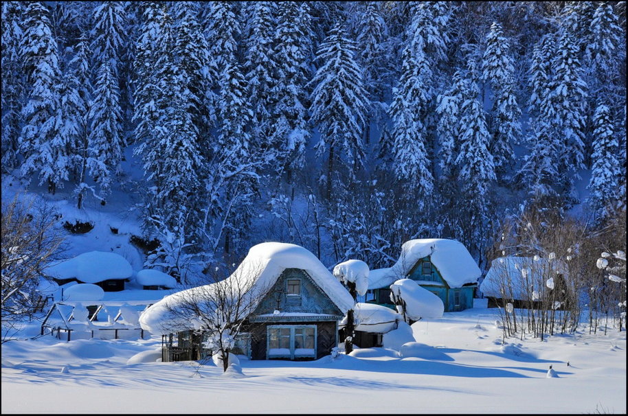 Snow covered cabins wallpaper   ForWallpapercom