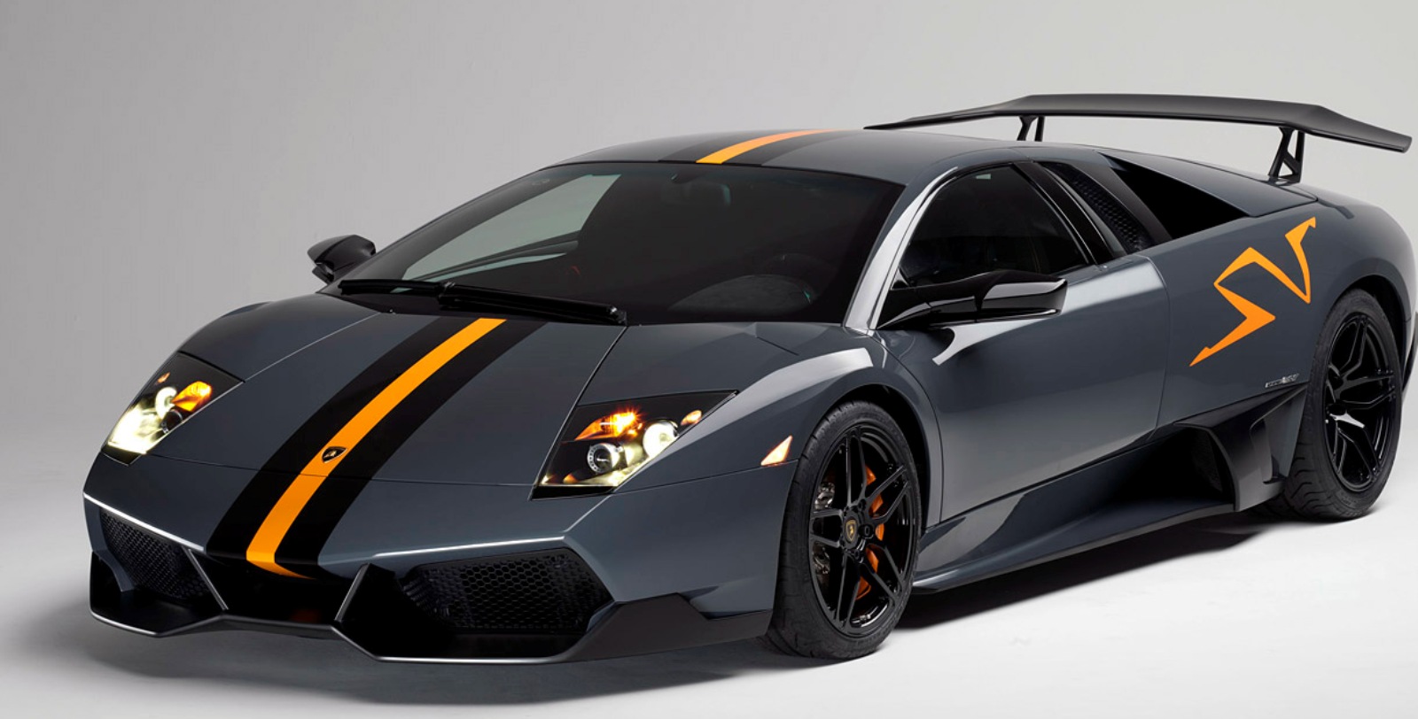 The New Lamborghini Sports Cars Models Wallpaper Pictures