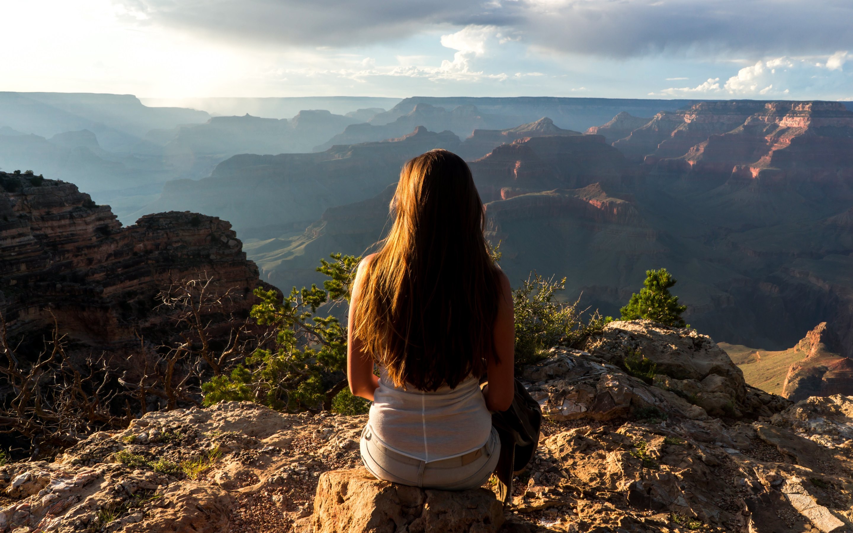 Lady Admiring The Grand Canyon Wallpaper HD