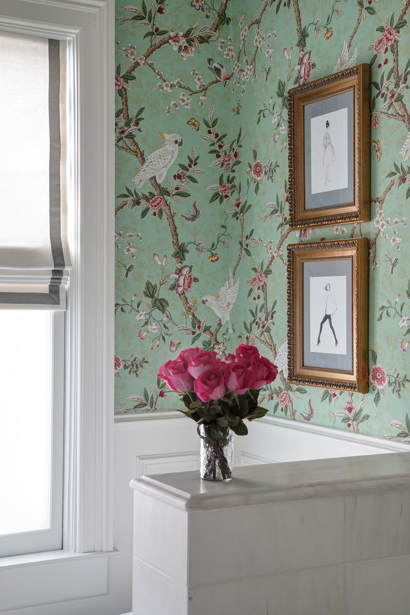 Chicago Eclectic Victorian Girls Bathroom With Chinoiserie