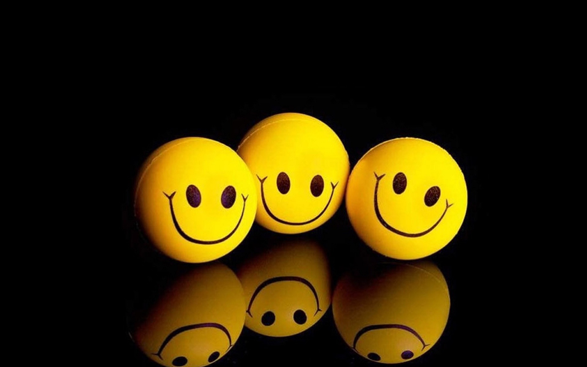 Funny Emoji Wallpapers - Smiley Face for Android - Download | Cafe Bazaar