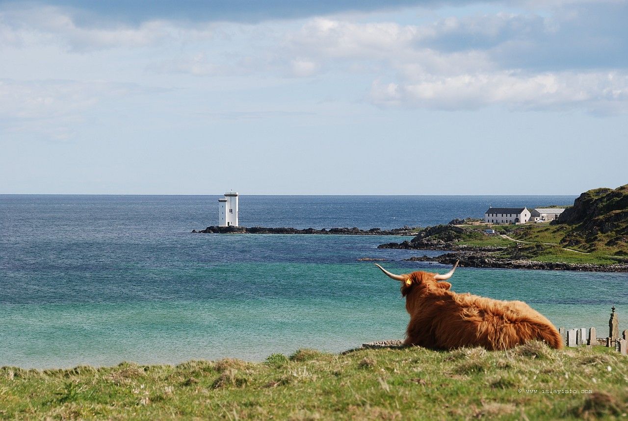 Kilnaughton Bay And Carraig Fhada Lighthouse Enjoying The