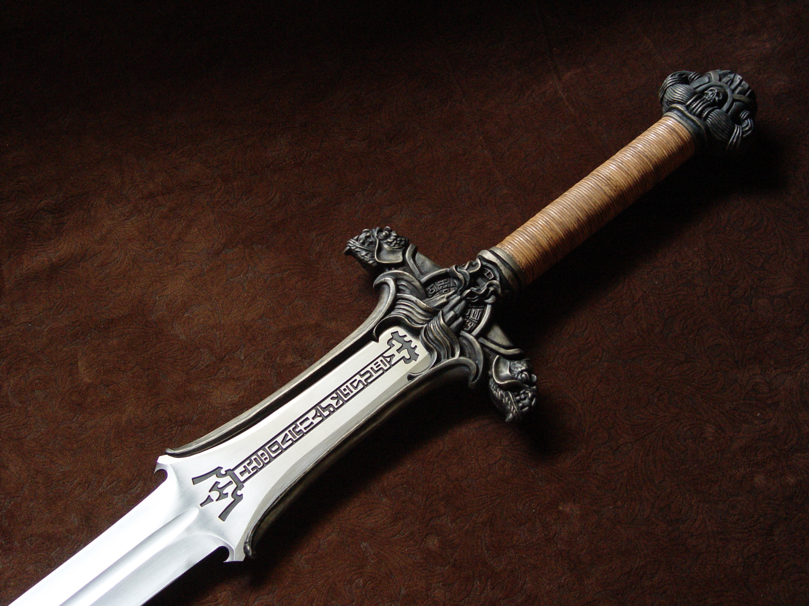 Weapons Mace Swords Symbols Wallpaper