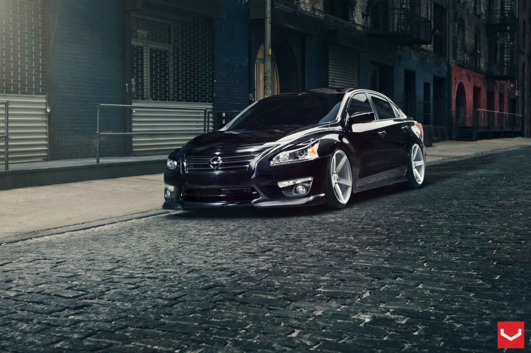 Nissan Altima Wallpaper