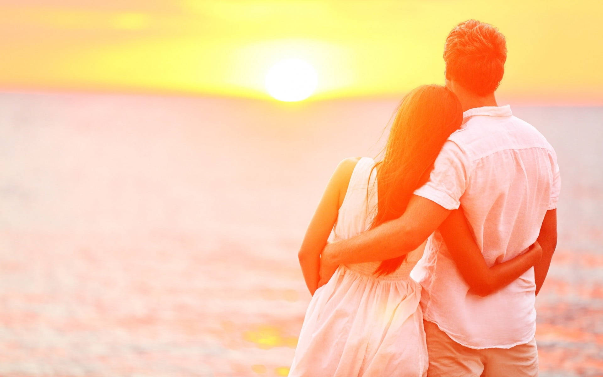Cute Couple Wallpaper