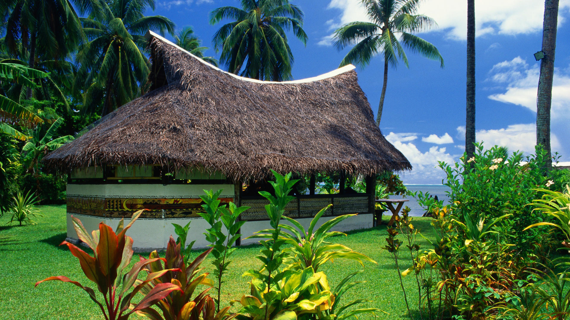 Related Pictures hawaii beach bungalows wallpapers kingdom