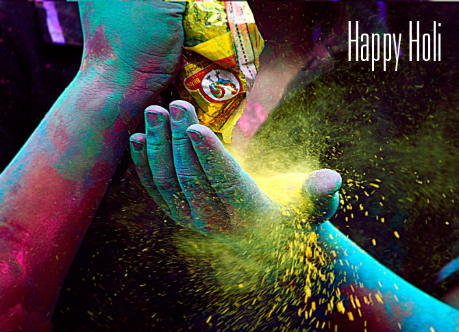 Holi Wallpaper Is An Amazing Option To Choose For Your Desktop