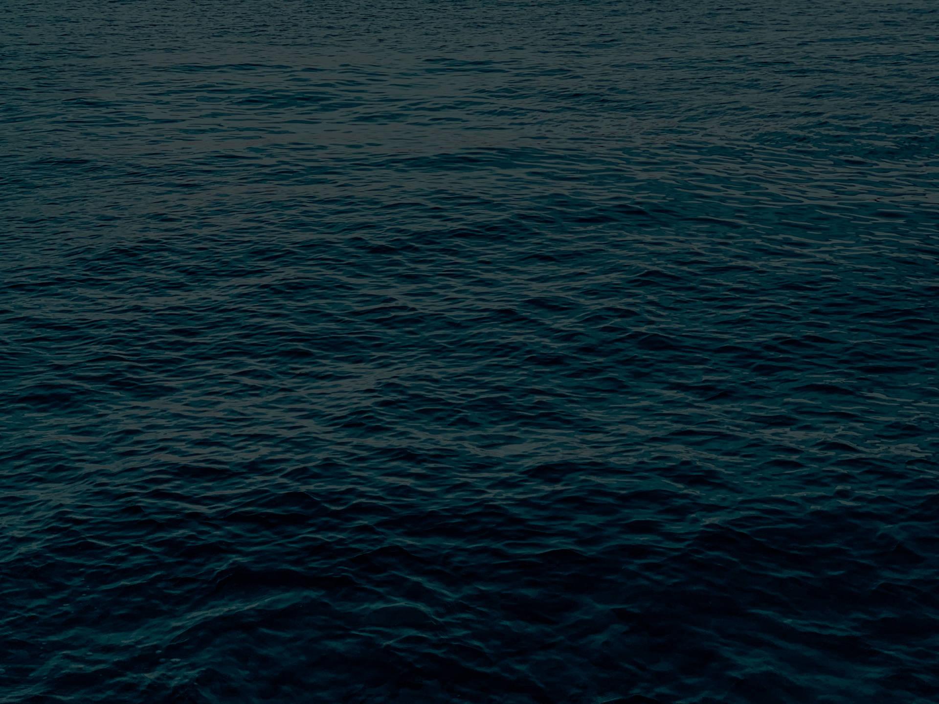 Dark Ocean Waves Blue Aesthetic iPad Wallpaper