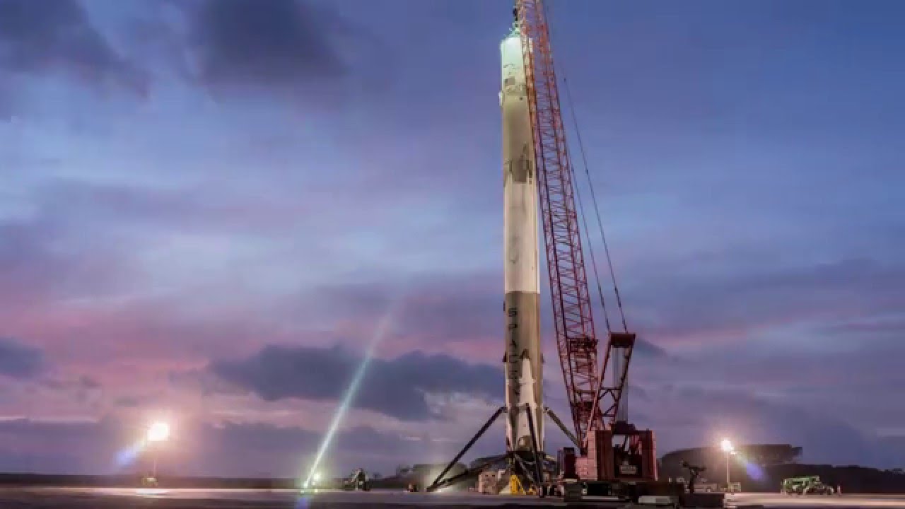 Falcon 9 First Stage Sunrise Timelapse