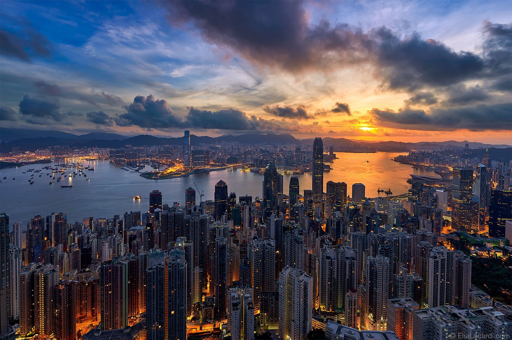 Sunrise In Hong Kong R Pics
