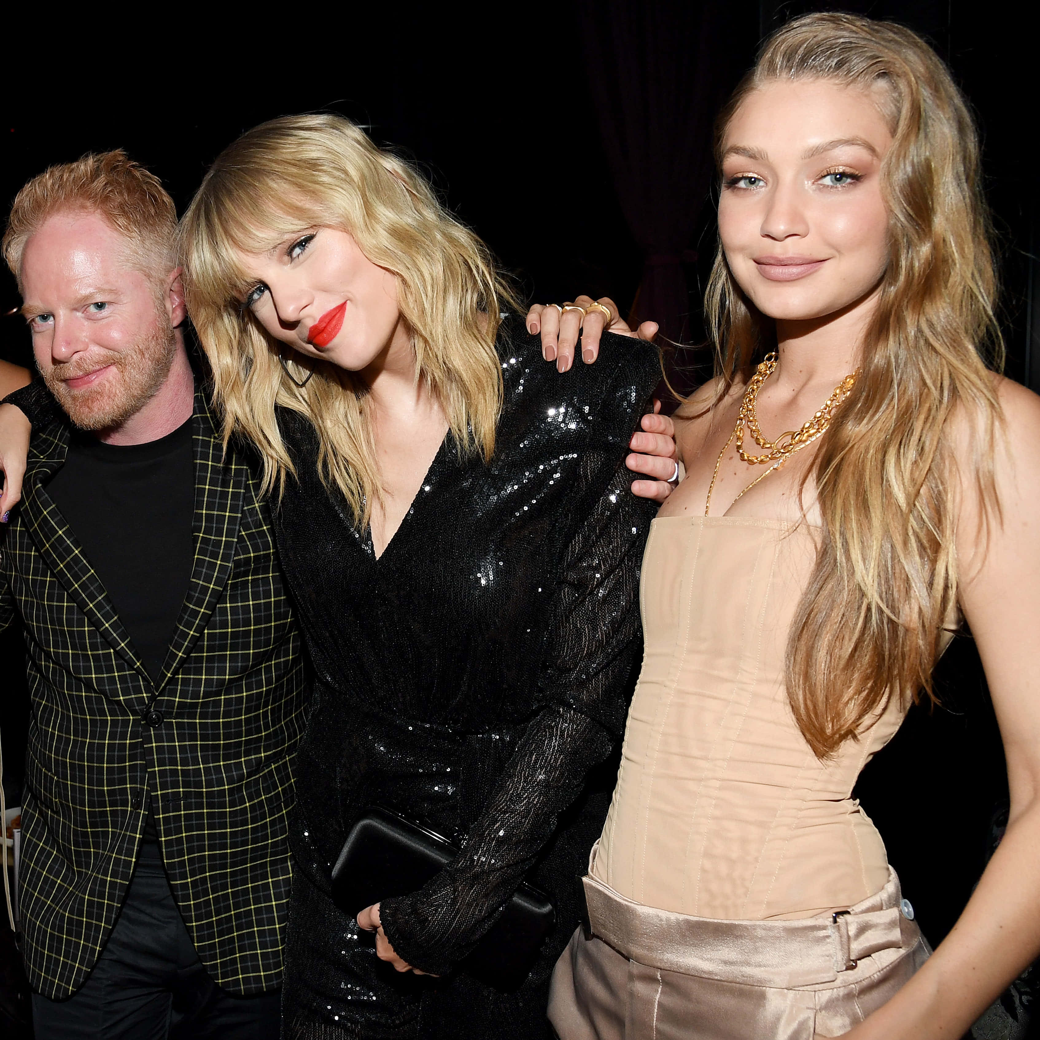 Jesse Tyler Ferguson X Wallpaper