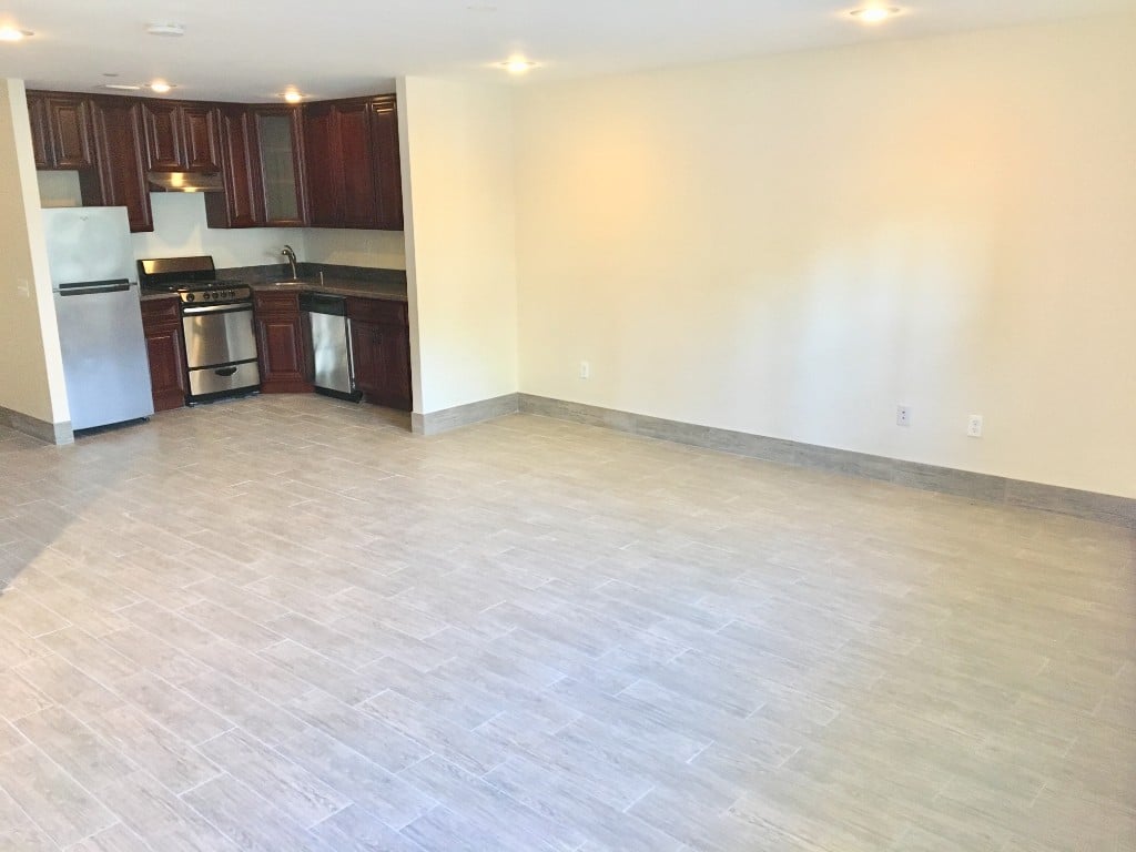 Nyc Apartments Sheepshead Bay Studio Apartment For Rent