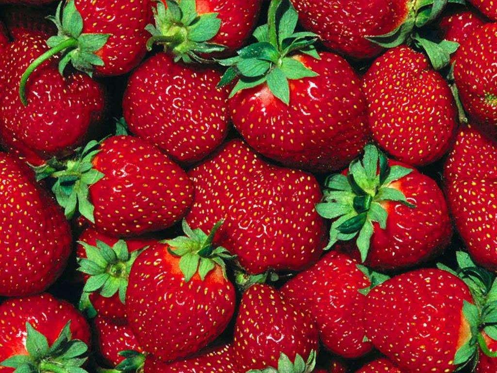 Cute Strawberry Wallpaper In Pixels