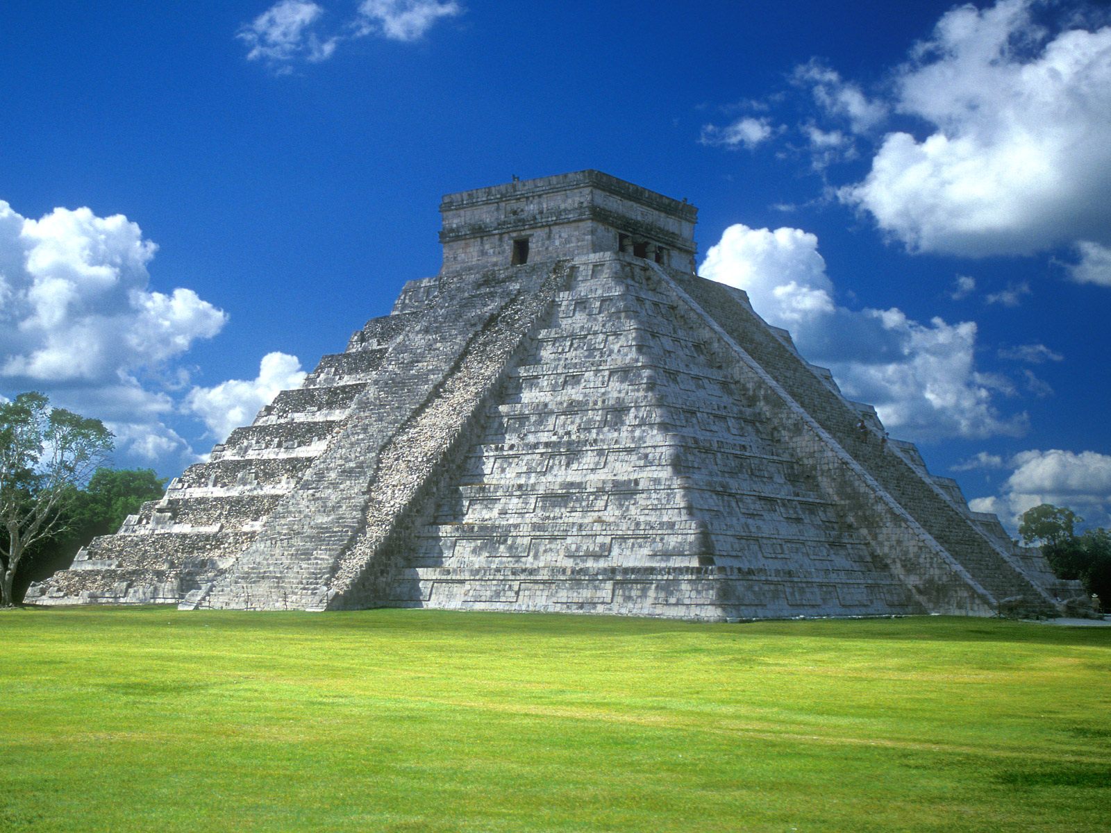 Pyramid Of Mexico Wallpaper HD