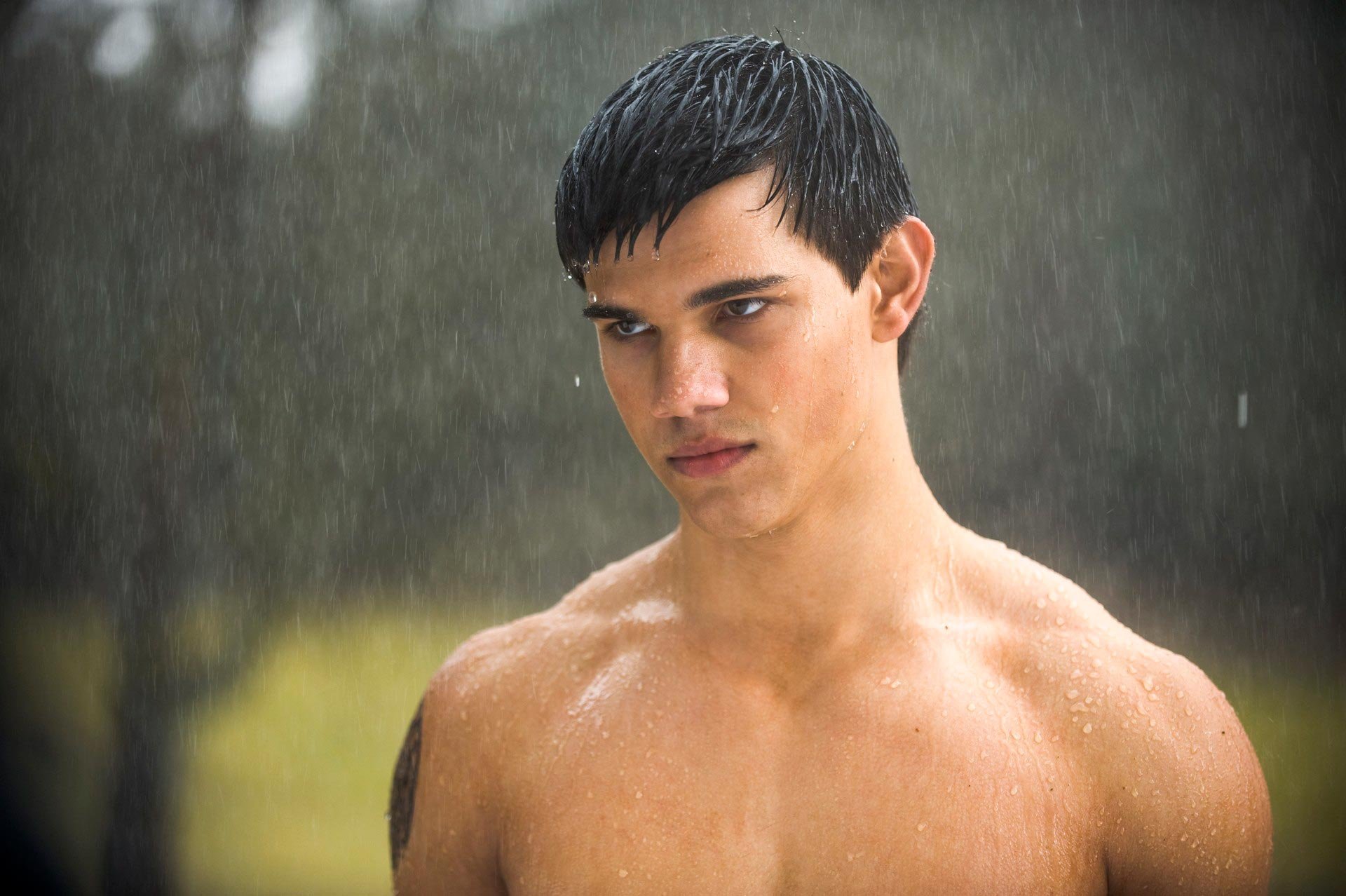 Shirtless Taylor Lautner HD Wallpaper Background For