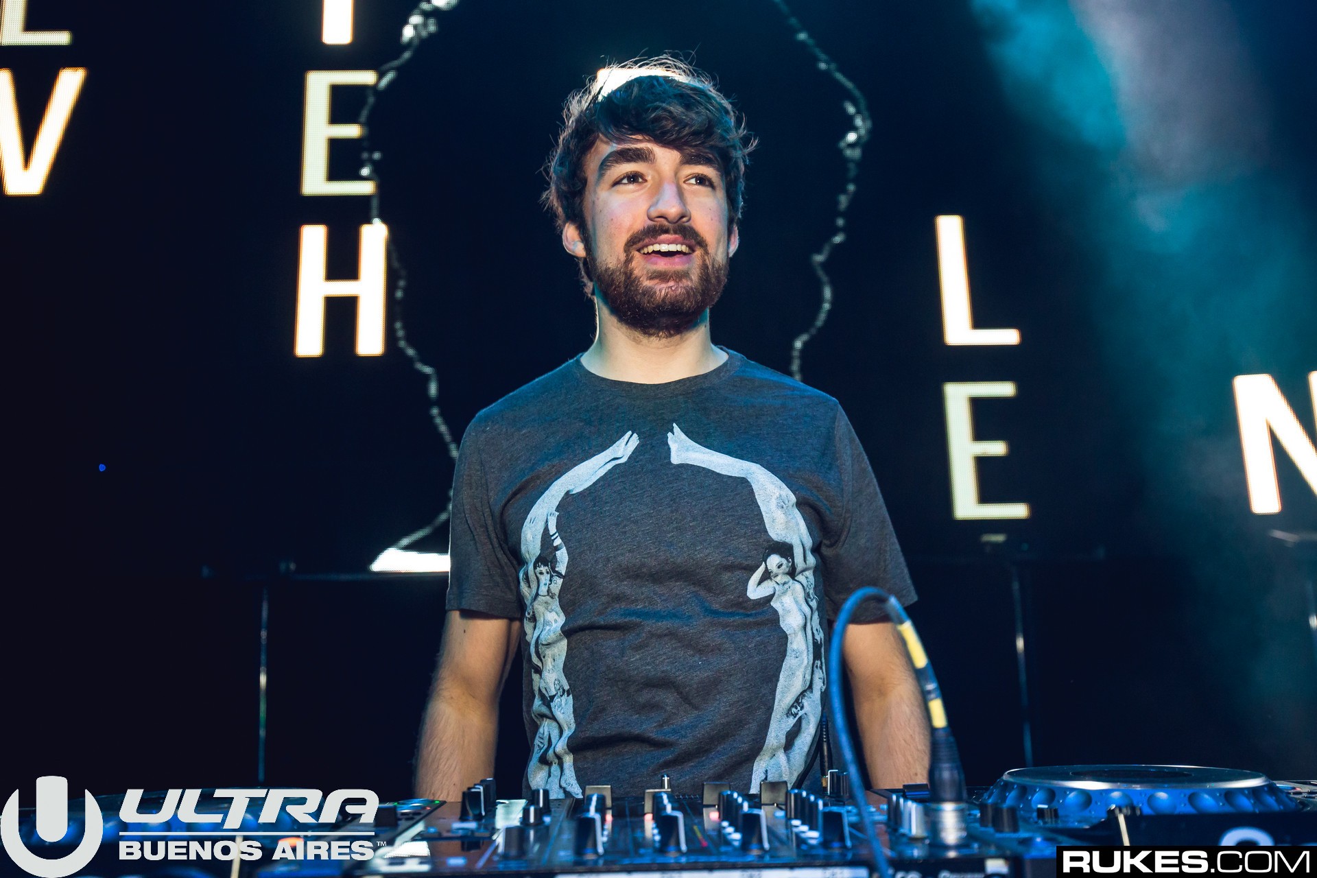 Oliver Heldens Goes One Deeper In Jam Packed Minute Mix