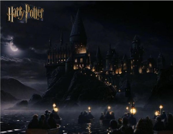 Hogwarts Wallpaper by doraleepee